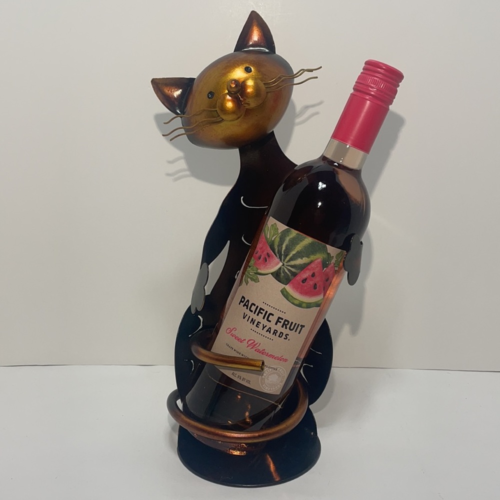 Tooarts Cat Shaped Wine Holder Wine Rack shelf Metal Sculpture